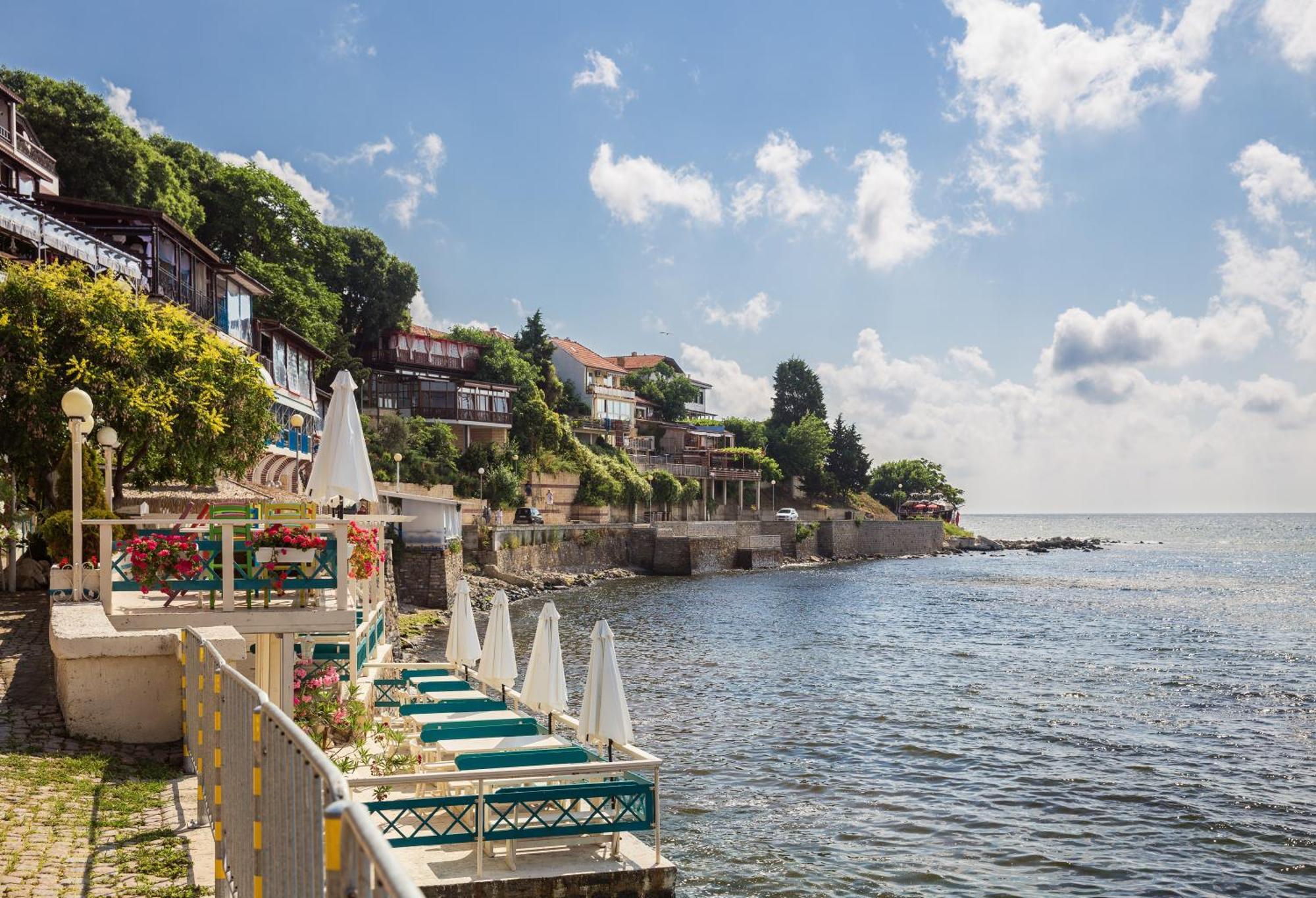 Luxury First Line Apartment With Pool By The Sea Neszebar Kültér fotó