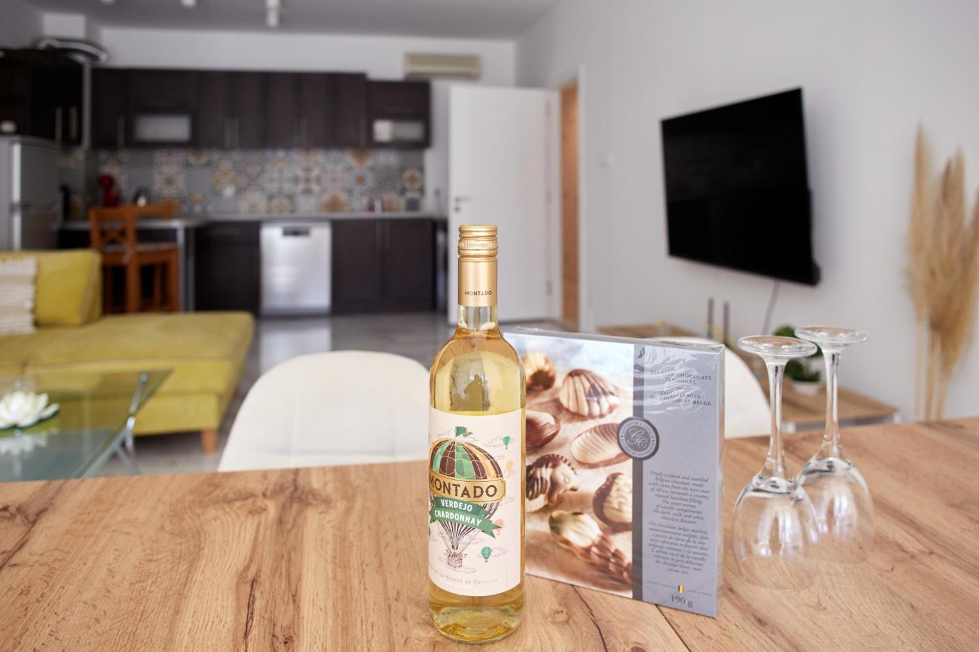 Luxury First Line Apartment With Pool By The Sea Neszebar Kültér fotó